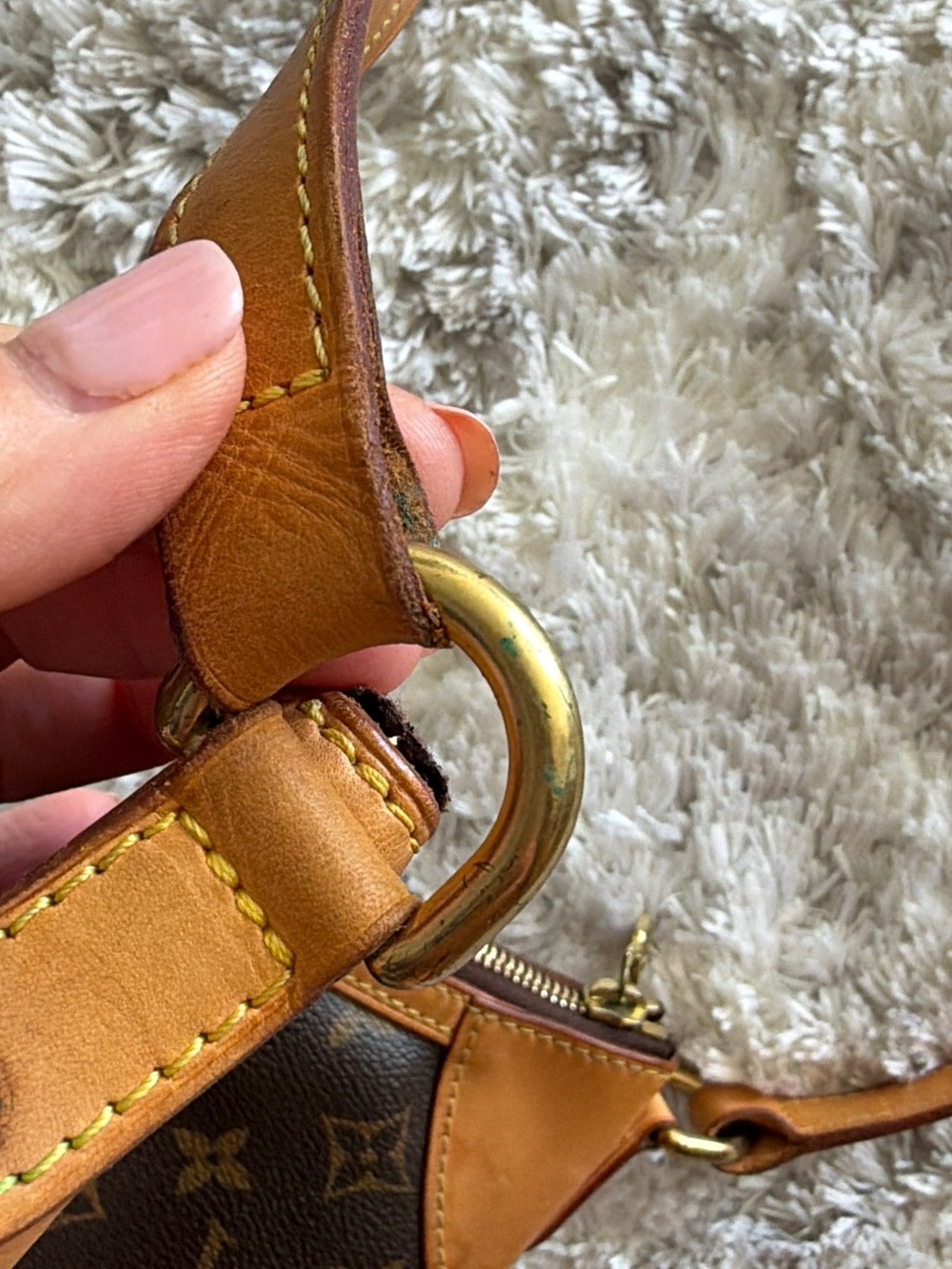 Louis Vuitton Monogram Crossbody in Brown & Tan Leather Trim - Picture 5 of 16